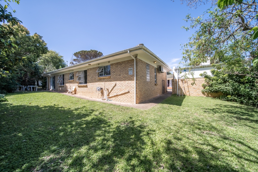 4 Bedroom Property for Sale in Beacon Bay Eastern Cape